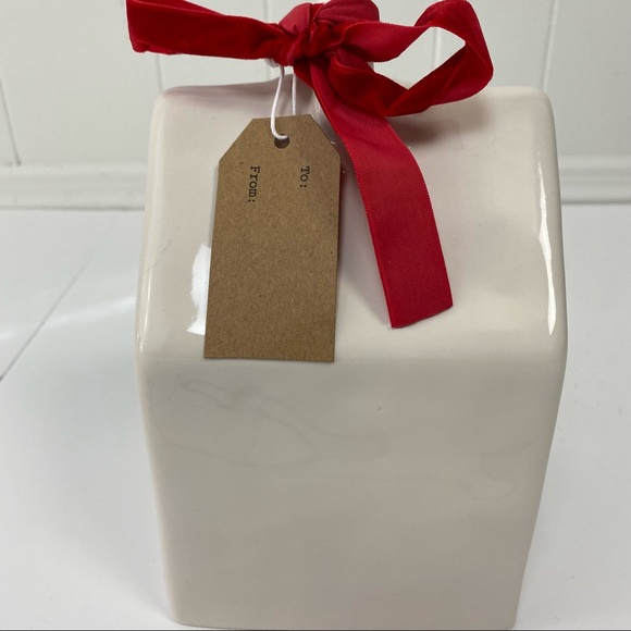 NWT Rae Dunn Artisan Collection Cream Ceramic Peace Bird House Red Bow & Tag - Picture 7 of 12